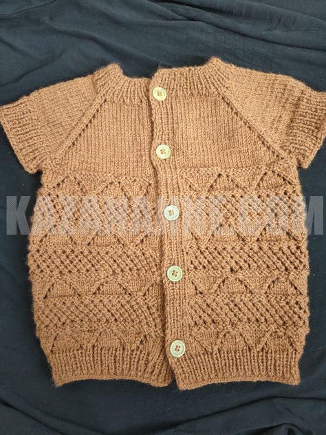6-12 ay örgü bebek yeleği 