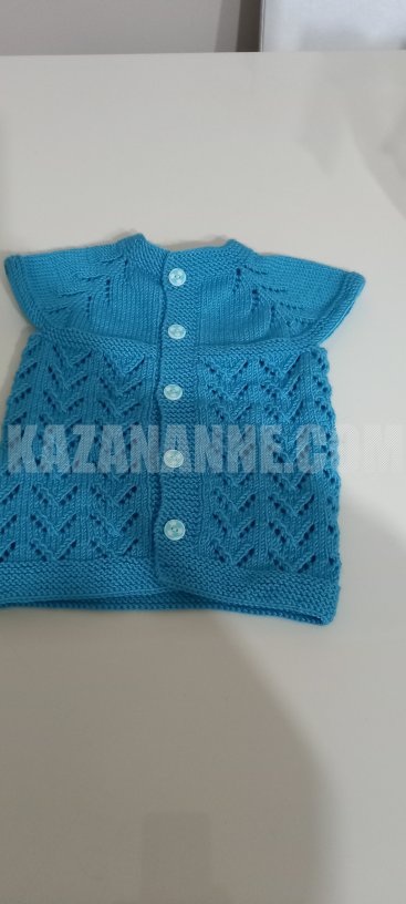 El örgüsü 1 yaş bebek yeleği